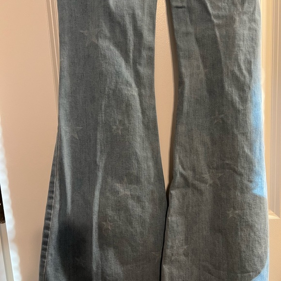 Bell bottomed jeans in used condition - Picture 5 of 8